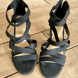 Jessica Simpson Black Heels